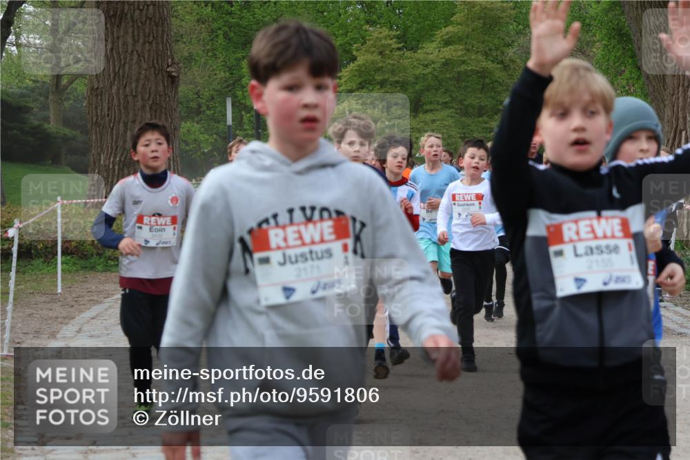 25.04.2026 - Das Zehntel Zöllner http://msf.ph/oto/9591806 25.04.2026 08:40:41 Laufen 3432, 2171, 2158, 1943 meine-sportfotos.de