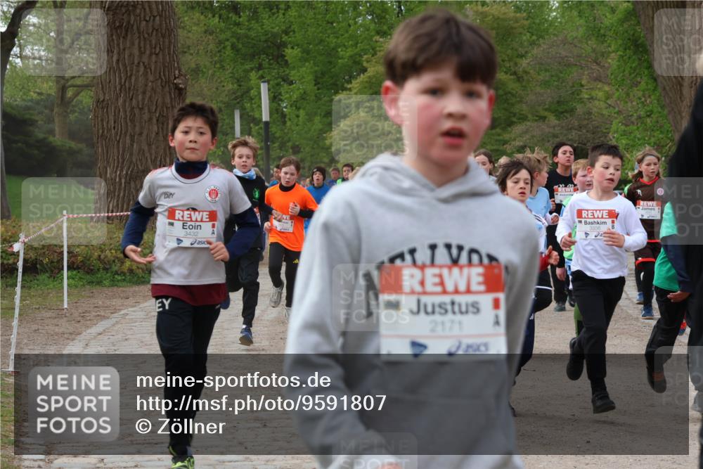 25.04.2026 - Das Zehntel Zöllner http://msf.ph/oto/9591807 25.04.2026 08:40:42 Laufen 3432, 2171, 3356 meine-sportfotos.de