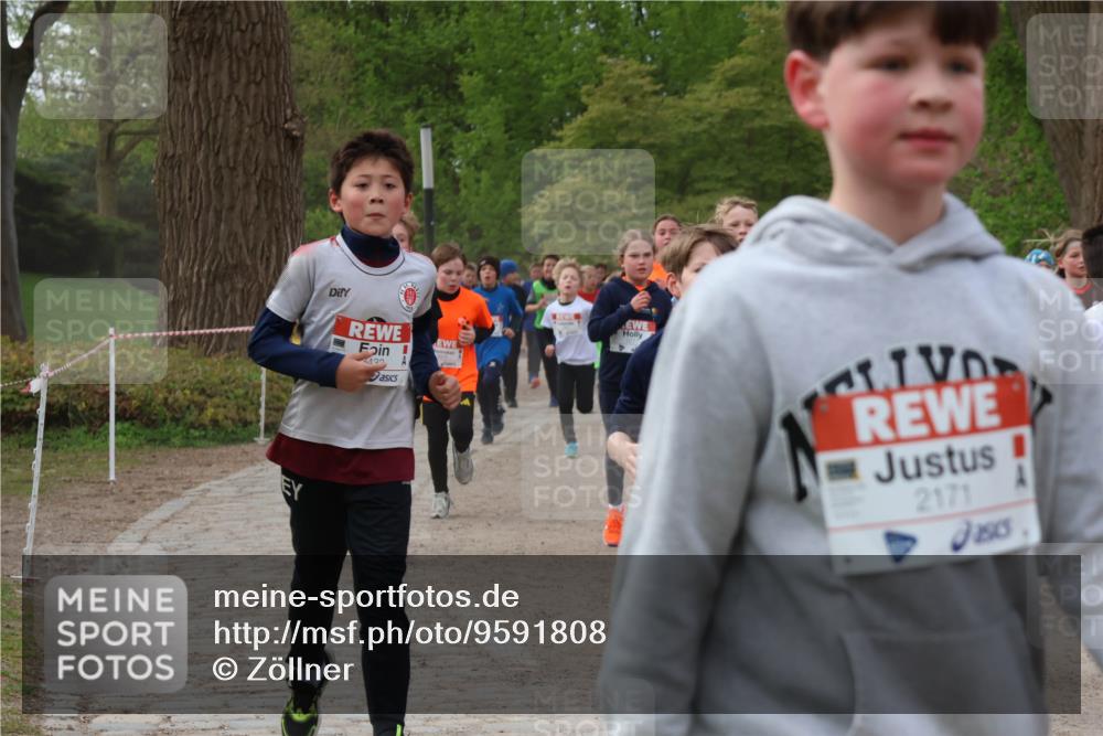 25.04.2026 - Das Zehntel Zöllner http://msf.ph/oto/9591808 25.04.2026 08:40:42 Laufen 3432, 2171, 32515 meine-sportfotos.de