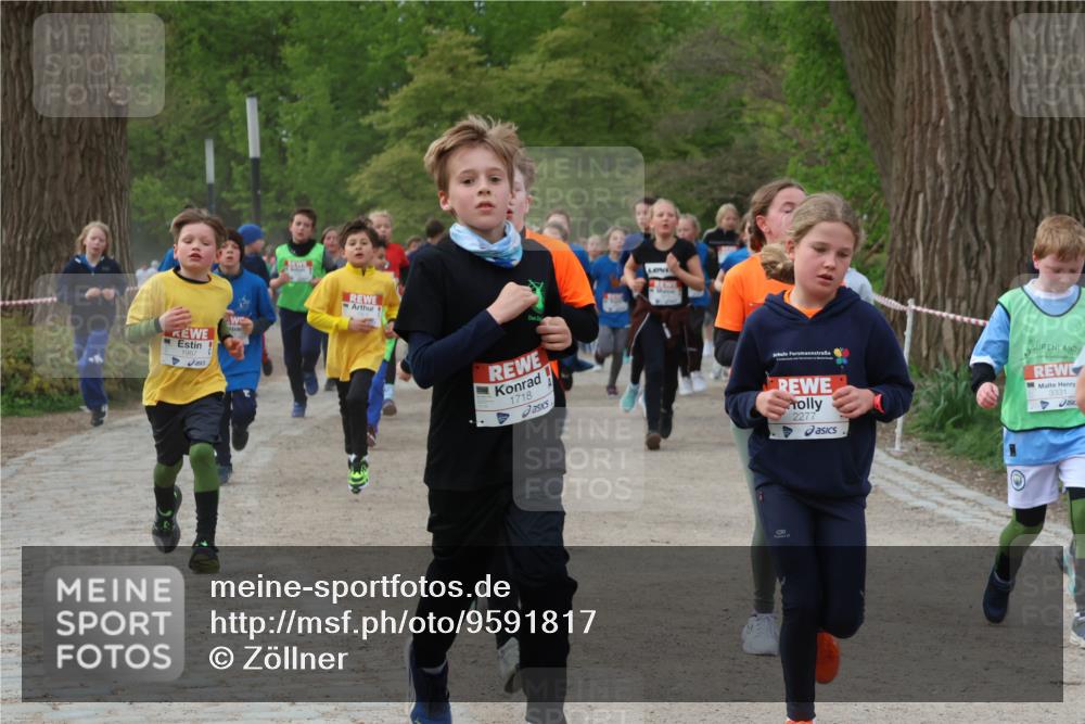 25.04.2026 - Das Zehntel Zöllner http://msf.ph/oto/9591817 25.04.2026 08:40:45 Laufen 1987, 1, 1718, 2277, 3331 meine-sportfotos.de