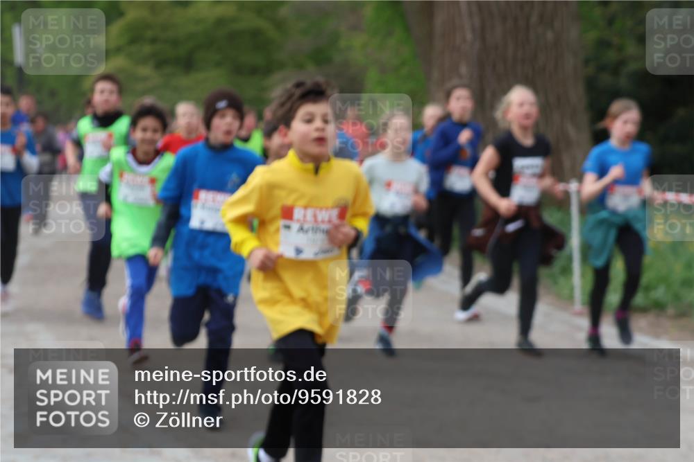 25.04.2026 - Das Zehntel Zöllner http://msf.ph/oto/9591828 25.04.2026 08:40:48 Laufen 690 meine-sportfotos.de