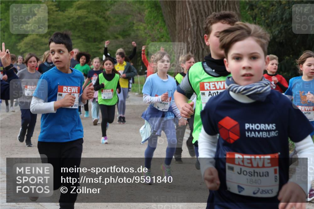 25.04.2026 - Das Zehntel Zöllner http://msf.ph/oto/9591840 25.04.2026 08:40:50 Laufen 1190, 1840 meine-sportfotos.de
