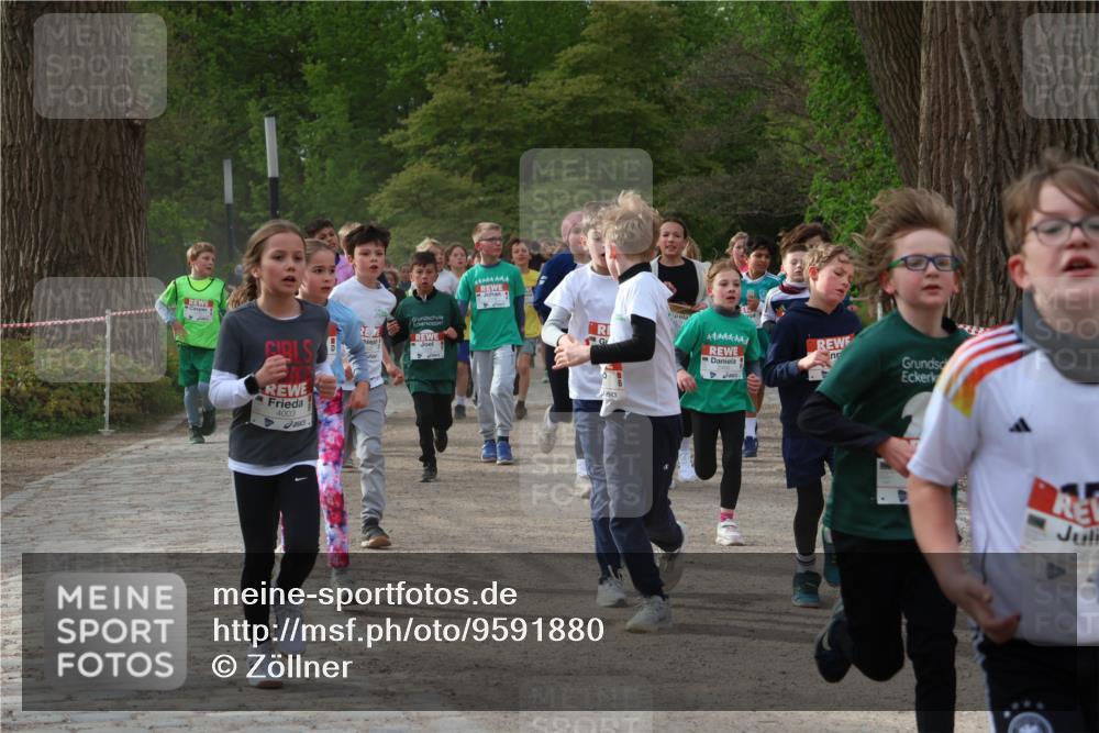 25.04.2026 - Das Zehntel Zöllner http://msf.ph/oto/9591880 25.04.2026 08:40:59 Laufen 4003, 384 meine-sportfotos.de