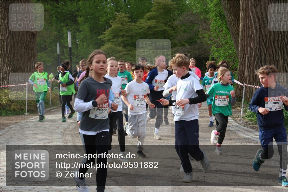 25.04.2026 - Das Zehntel Zöllner http://msf.ph/oto/9591882 25.04.2026 08:41:00 Laufen 4003, 3547, 3525, 4, 0, 2466, 2241 meine-sportfotos.de