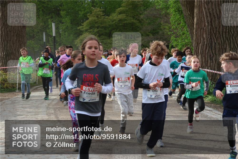 25.04.2026 - Das Zehntel Zöllner http://msf.ph/oto/9591884 25.04.2026 08:41:00 Laufen 4003, 33034, 3534, 2241 meine-sportfotos.de
