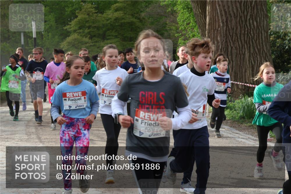 25.04.2026 - Das Zehntel Zöllner http://msf.ph/oto/9591886 25.04.2026 08:41:01 Laufen 1160, 3547, 4003, 444444 meine-sportfotos.de