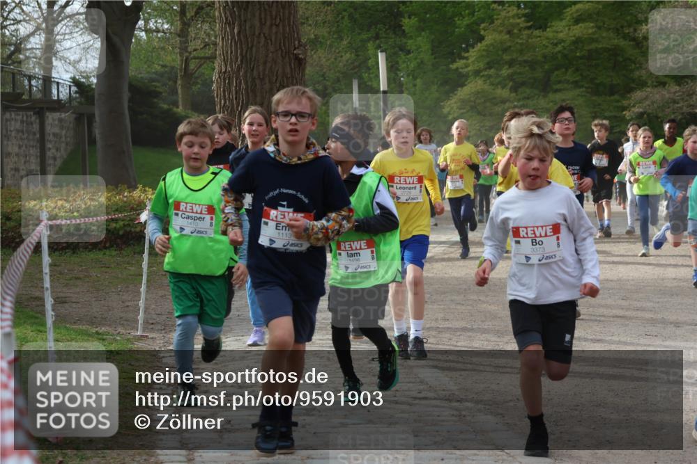 25.04.2026 - Das Zehntel Zöllner http://msf.ph/oto/9591903 25.04.2026 08:41:04 Laufen 1410, 1113, 1436, 3373 meine-sportfotos.de