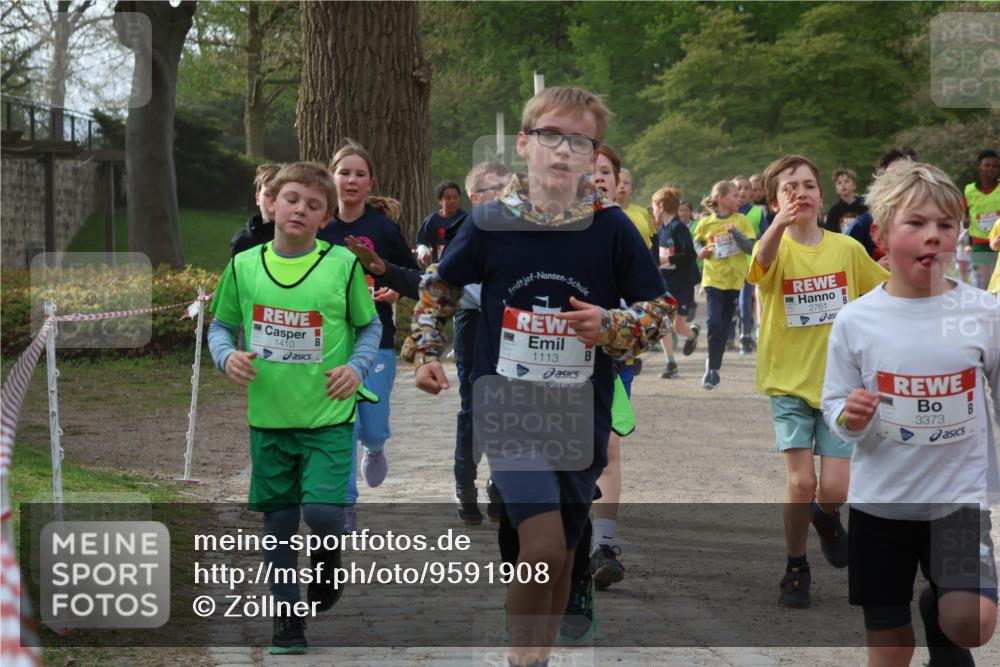 25.04.2026 - Das Zehntel Zöllner http://msf.ph/oto/9591908 25.04.2026 08:41:05 Laufen 1410, 1113, 2761, 3373 meine-sportfotos.de