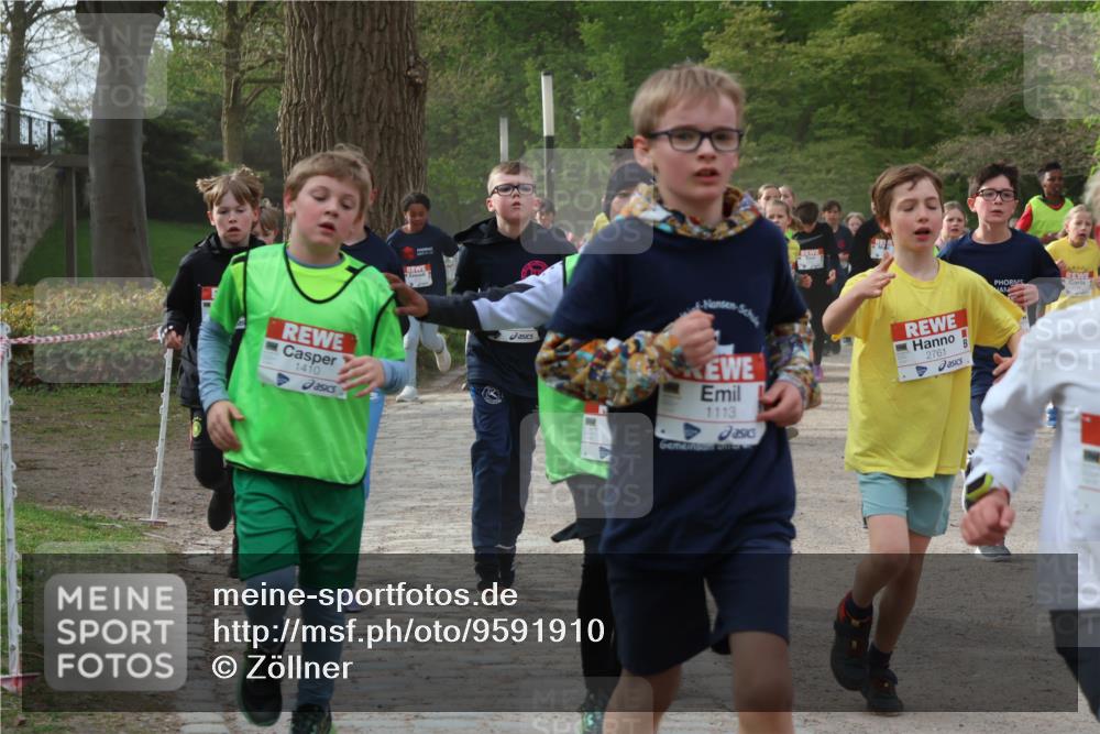 25.04.2026 - Das Zehntel Zöllner http://msf.ph/oto/9591910 25.04.2026 08:41:05 Laufen 1410, 1113, 2761 meine-sportfotos.de