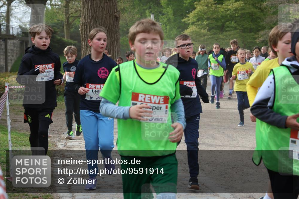 25.04.2026 - Das Zehntel Zöllner http://msf.ph/oto/9591914 25.04.2026 08:41:06 Laufen 1632, 3096 meine-sportfotos.de
