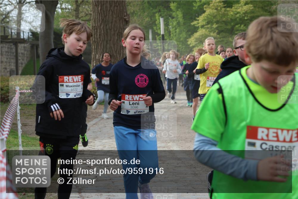 25.04.2026 - Das Zehntel Zöllner http://msf.ph/oto/9591916 25.04.2026 08:41:07 Laufen 1632, 3096 meine-sportfotos.de