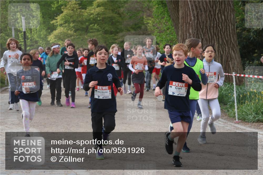 25.04.2026 - Das Zehntel Zöllner http://msf.ph/oto/9591926 25.04.2026 08:41:10 Laufen 1301, 1298 meine-sportfotos.de