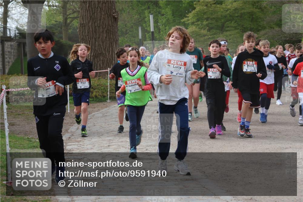 25.04.2026 - Das Zehntel Zöllner http://msf.ph/oto/9591940 25.04.2026 08:41:13 Laufen 2010, 1429, 2009 meine-sportfotos.de