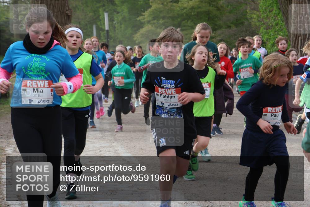 25.04.2026 - Das Zehntel Zöllner http://msf.ph/oto/9591960 25.04.2026 08:41:18 Laufen 2165, 2045, 2019 meine-sportfotos.de