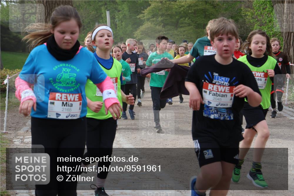 25.04.2026 - Das Zehntel Zöllner http://msf.ph/oto/9591961 25.04.2026 08:41:18 Laufen 2165, 2045, 22 meine-sportfotos.de