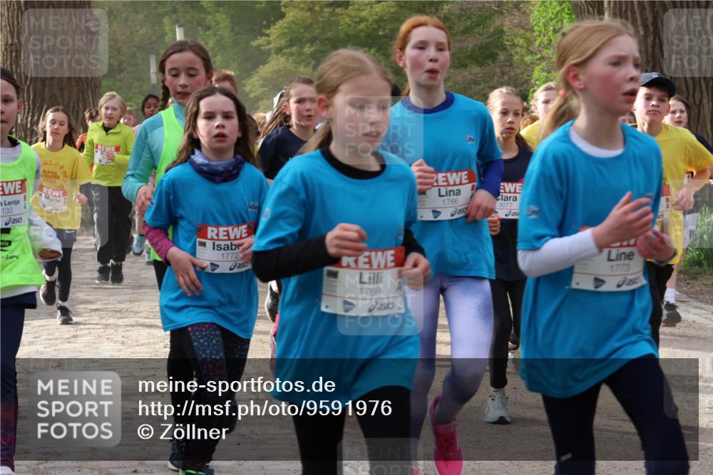25.04.2026 - Das Zehntel Zöllner http://msf.ph/oto/9591976 25.04.2026 08:41:22 Laufen 133, 1772, 1768, 1766, 250, 3077, 1773, 4250 meine-sportfotos.de