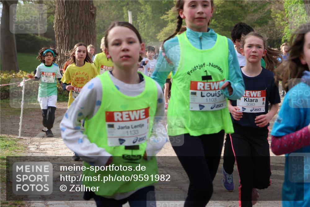 25.04.2026 - Das Zehntel Zöllner http://msf.ph/oto/9591982 25.04.2026 08:41:23 Laufen 1133, 1103, 3083 meine-sportfotos.de