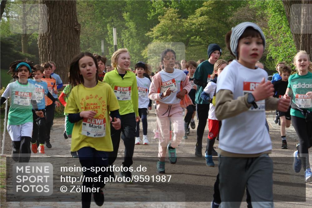 25.04.2026 - Das Zehntel Zöllner http://msf.ph/oto/9591987 25.04.2026 08:41:24 Laufen 3984, 3917, 2727, 3668 meine-sportfotos.de