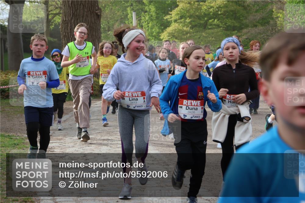 25.04.2026 - Das Zehntel Zöllner http://msf.ph/oto/9592006 25.04.2026 08:41:28 Laufen 2972, 3413, 3426, 343 meine-sportfotos.de