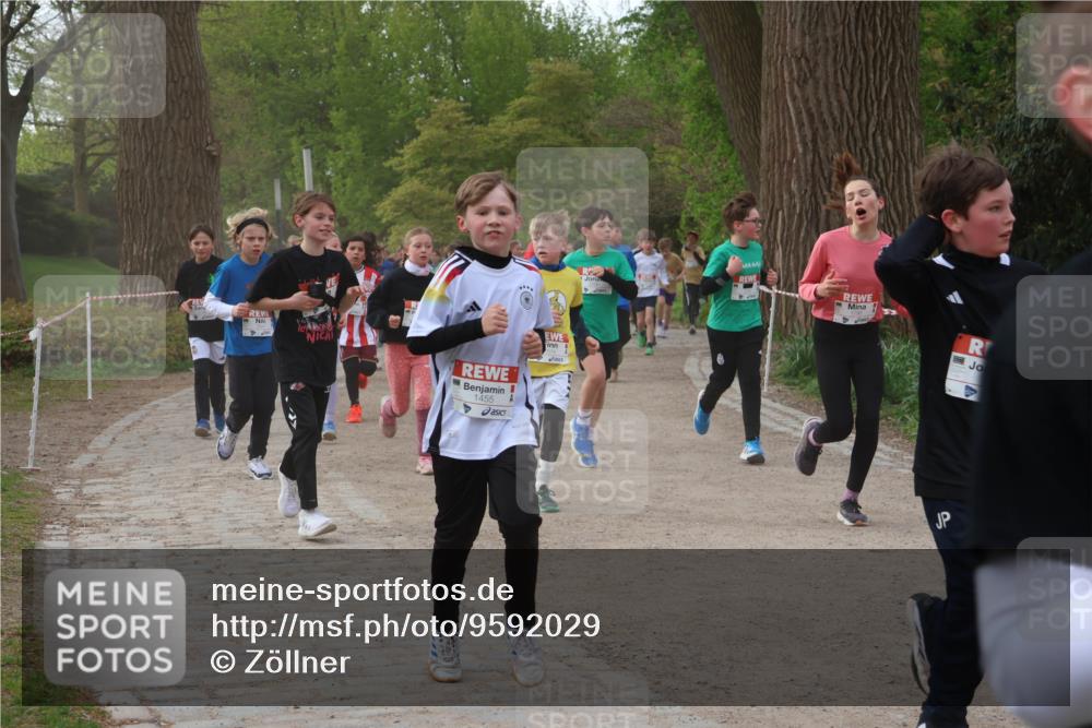 25.04.2026 - Das Zehntel Zöllner http://msf.ph/oto/9592029 25.04.2026 08:41:34 Laufen 1455 meine-sportfotos.de