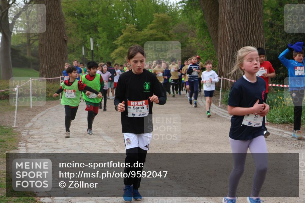 25.04.2026 - Das Zehntel Zöllner http://msf.ph/oto/9592047 25.04.2026 08:41:38 Laufen 1728, 3105 meine-sportfotos.de