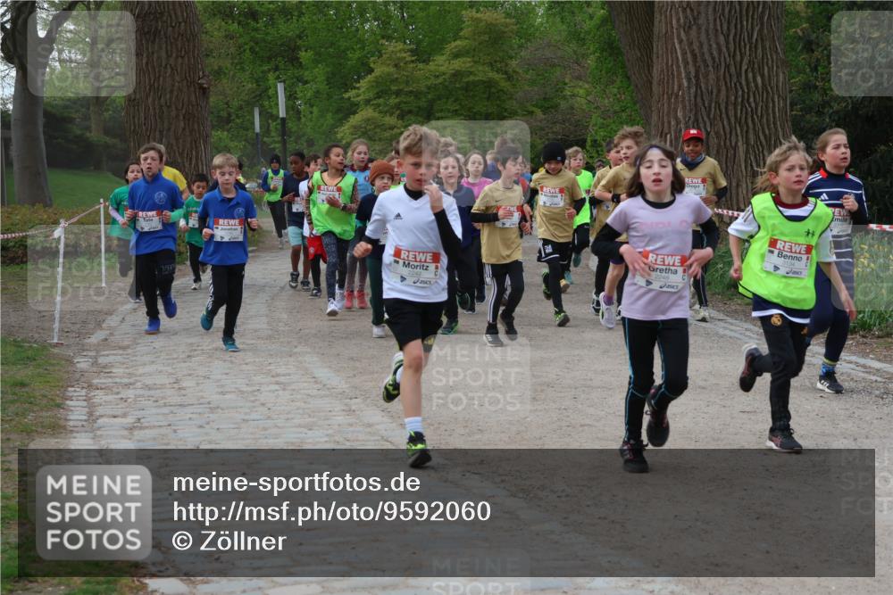 25.04.2026 - Das Zehntel Zöllner http://msf.ph/oto/9592060 25.04.2026 08:41:42 Laufen 60, 2242, 2248 meine-sportfotos.de