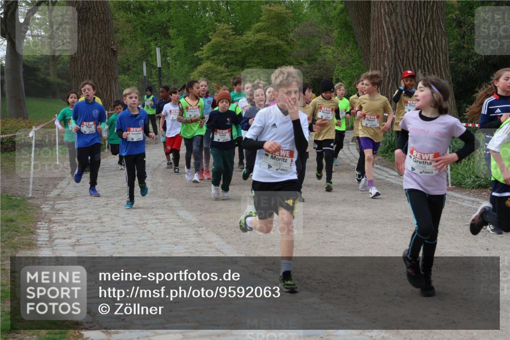 25.04.2026 - Das Zehntel Zöllner http://msf.ph/oto/9592063 25.04.2026 08:41:42 Laufen 2242, 2248 meine-sportfotos.de