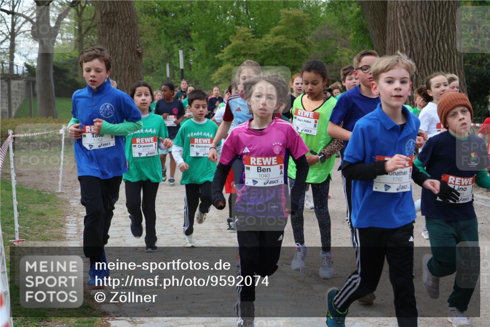 25.04.2026 - Das Zehntel Zöllner http://msf.ph/oto/9592074 25.04.2026 08:41:45 Laufen 1762, 2471, 1040, 1424, 1760, 69 meine-sportfotos.de