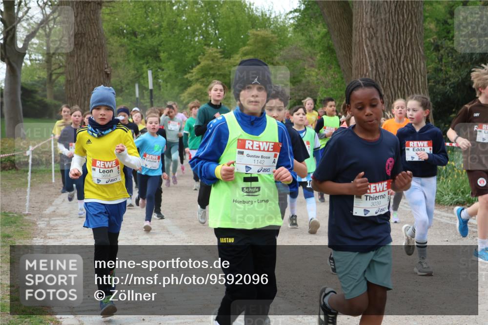 25.04.2026 - Das Zehntel Zöllner http://msf.ph/oto/9592096 25.04.2026 08:41:50 Laufen 3654, 1142, 3039 meine-sportfotos.de