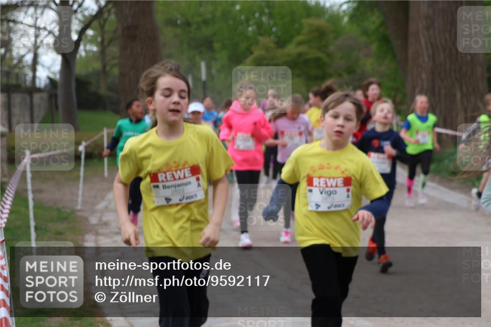 25.04.2026 - Das Zehntel Zöllner http://msf.ph/oto/9592117 25.04.2026 08:41:55 Laufen 2622 meine-sportfotos.de
