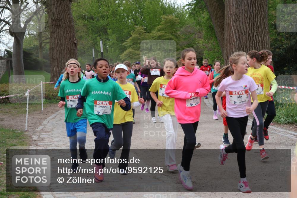 25.04.2026 - Das Zehntel Zöllner http://msf.ph/oto/9592125 25.04.2026 08:41:57 Laufen 4444444, 2469, 2442, 2336, 2326 meine-sportfotos.de