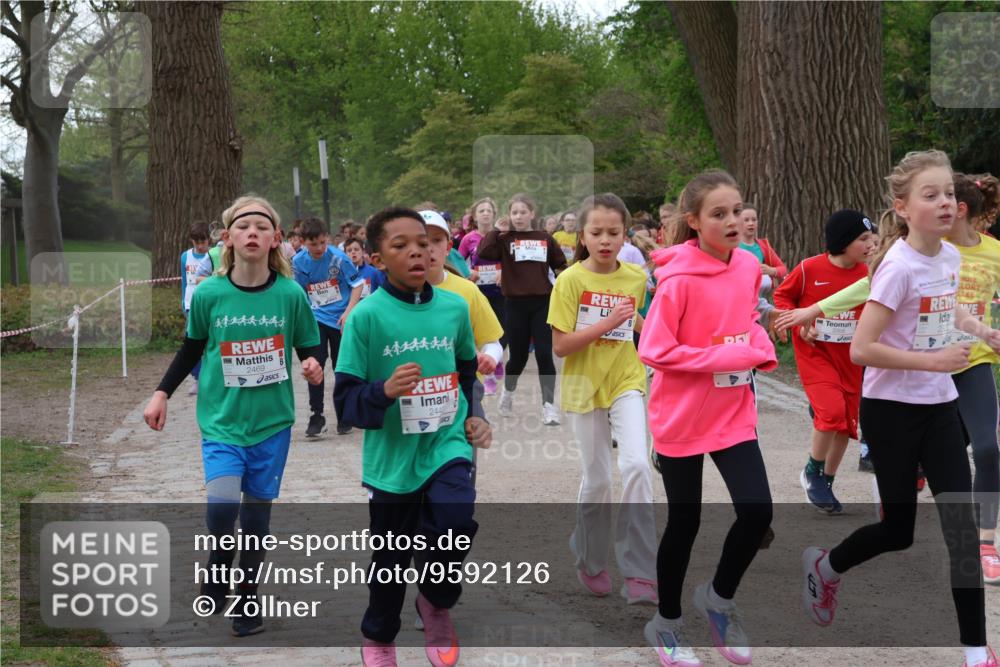 25.04.2026 - Das Zehntel Zöllner http://msf.ph/oto/9592126 25.04.2026 08:41:57 Laufen 4444444, 2469, 244 meine-sportfotos.de