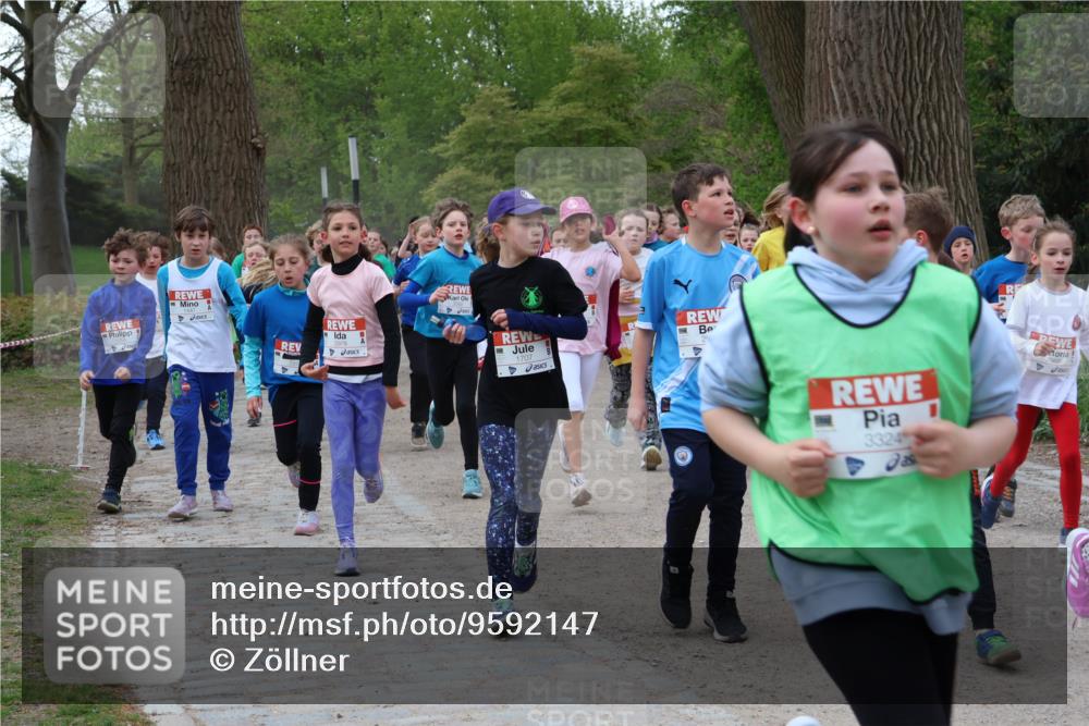 25.04.2026 - Das Zehntel Zöllner http://msf.ph/oto/9592147 25.04.2026 08:42:01 Laufen 1707, 2, 3324 meine-sportfotos.de