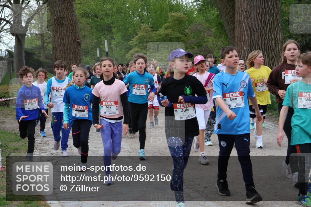 25.04.2026 - Das Zehntel Zöllner http://msf.ph/oto/9592150 25.04.2026 08:42:02 Laufen 1447, 2978, 2986, 1707, 2992 meine-sportfotos.de