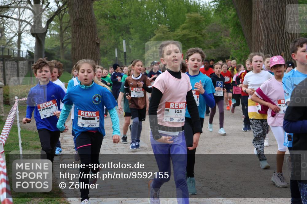 25.04.2026 - Das Zehntel Zöllner http://msf.ph/oto/9592155 25.04.2026 08:42:03 Laufen 1254, 2977, 2978 meine-sportfotos.de
