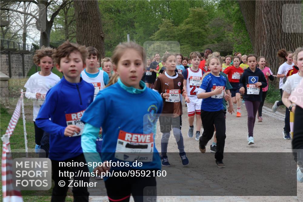 25.04.2026 - Das Zehntel Zöllner http://msf.ph/oto/9592160 25.04.2026 08:42:04 Laufen 12, 2977, 4780 meine-sportfotos.de