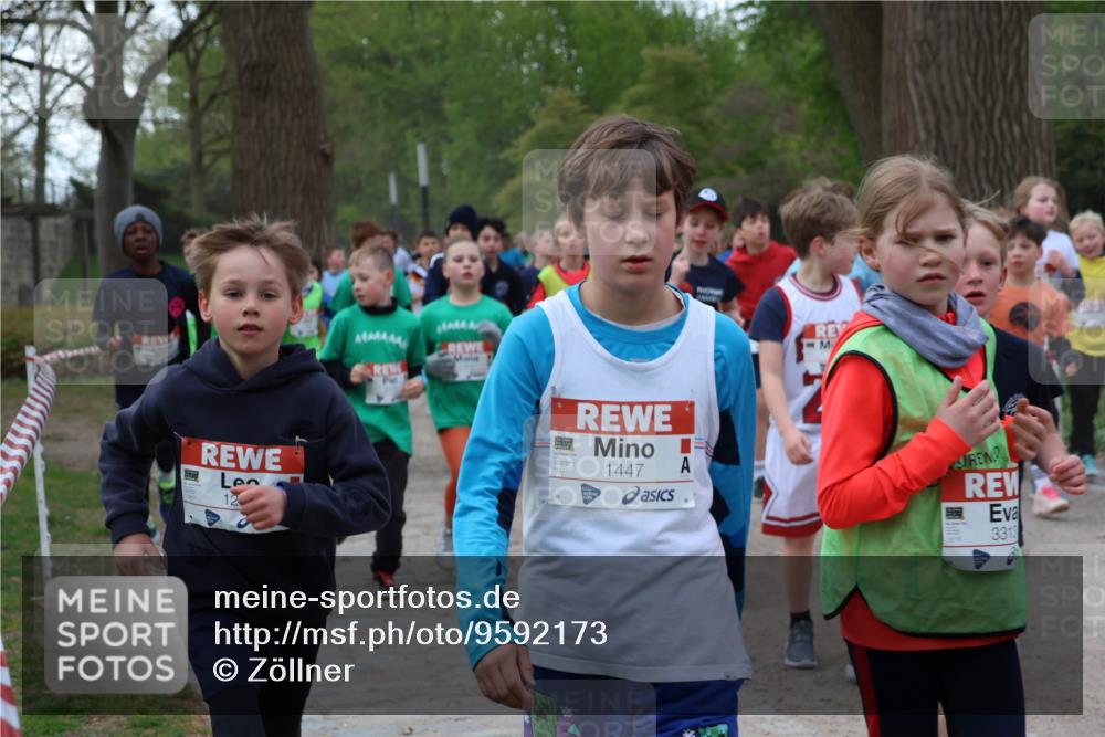 25.04.2026 - Das Zehntel Zöllner http://msf.ph/oto/9592173 25.04.2026 08:42:06 Laufen 1447, 3313 meine-sportfotos.de
