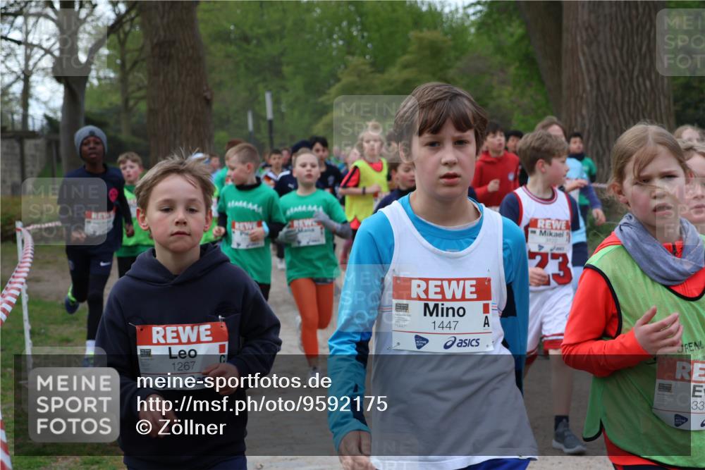 25.04.2026 - Das Zehntel Zöllner http://msf.ph/oto/9592175 25.04.2026 08:42:06 Laufen 1267, 1447, 1447, 23, 3313, 33 meine-sportfotos.de