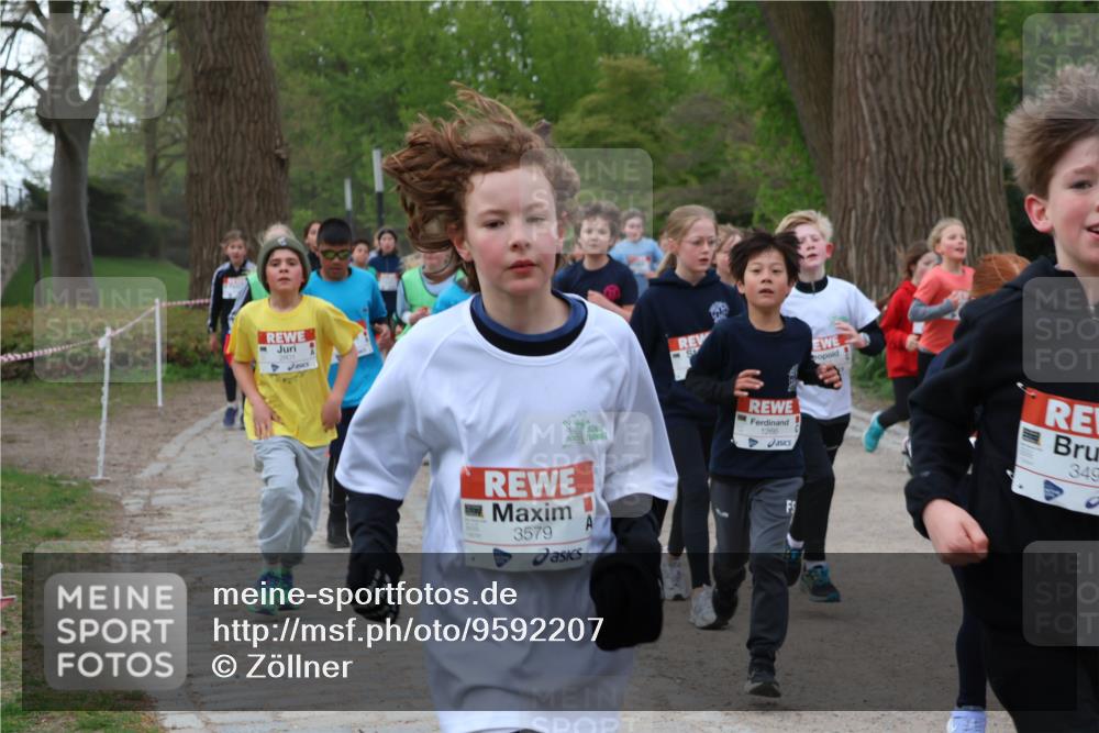 25.04.2026 - Das Zehntel Zöllner http://msf.ph/oto/9592207 25.04.2026 08:42:14 Laufen 3579, 1266, 349 meine-sportfotos.de