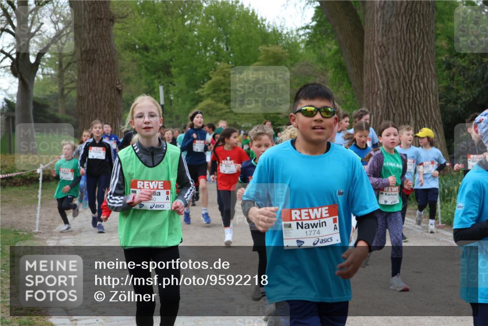 25.04.2026 - Das Zehntel Zöllner http://msf.ph/oto/9592218 25.04.2026 08:42:17 Laufen 40, 1774, 4444444 meine-sportfotos.de