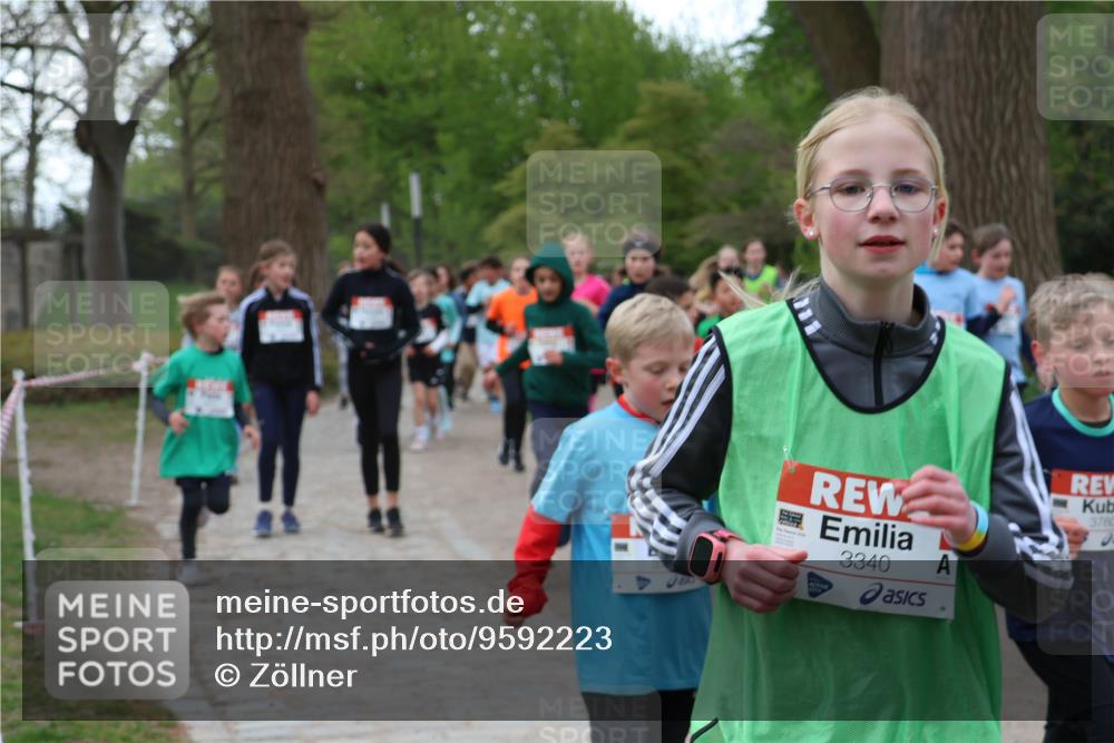 25.04.2026 - Das Zehntel Zöllner http://msf.ph/oto/9592223 25.04.2026 08:42:18 Laufen 3340, 3760 meine-sportfotos.de