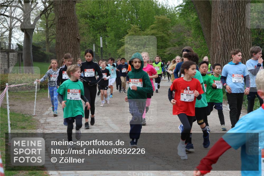 25.04.2026 - Das Zehntel Zöllner http://msf.ph/oto/9592226 25.04.2026 08:42:19 Laufen 2411, 2619 meine-sportfotos.de