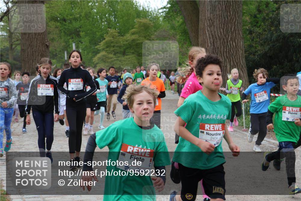 25.04.2026 - Das Zehntel Zöllner http://msf.ph/oto/9592232 25.04.2026 08:42:20 Laufen 2331, 2411, 2404, 1691 meine-sportfotos.de