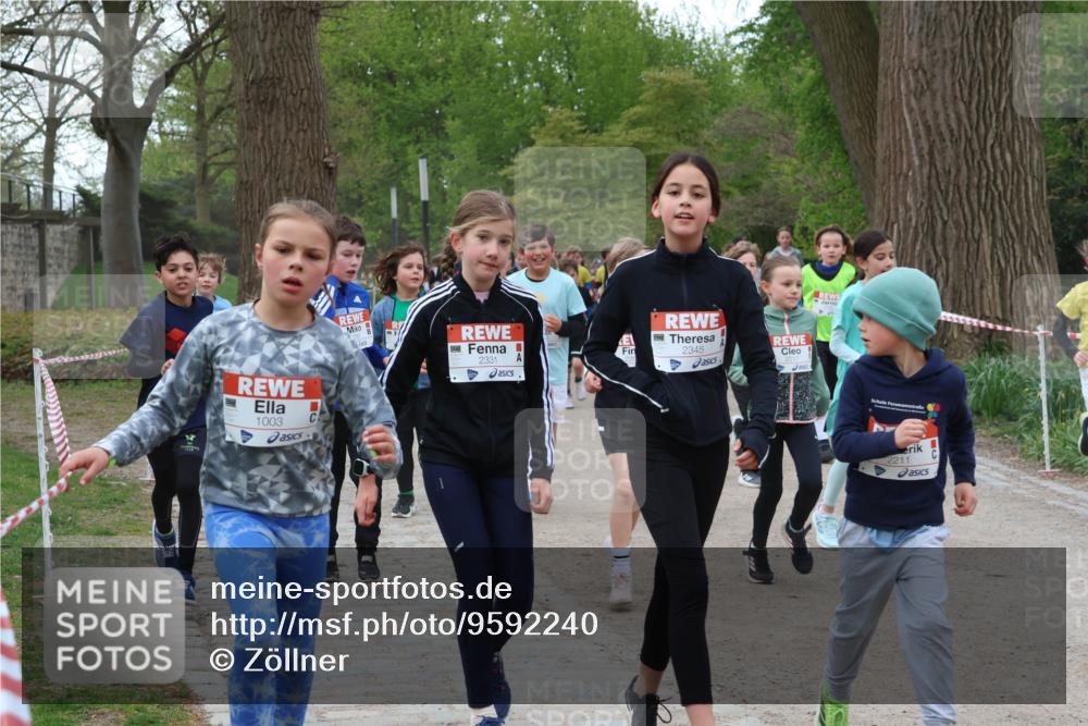 25.04.2026 - Das Zehntel Zöllner http://msf.ph/oto/9592240 25.04.2026 08:42:22 Laufen 1003, 2331, 2345, 2211 meine-sportfotos.de