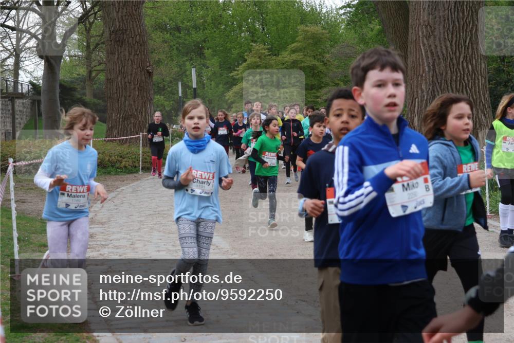 25.04.2026 - Das Zehntel Zöllner http://msf.ph/oto/9592250 25.04.2026 08:42:25 Laufen 1189, 1191 meine-sportfotos.de