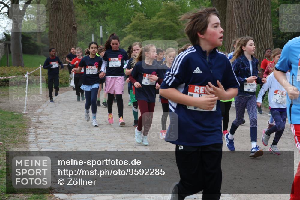 25.04.2026 - Das Zehntel Zöllner http://msf.ph/oto/9592285 25.04.2026 08:42:33 Laufen 4062 meine-sportfotos.de