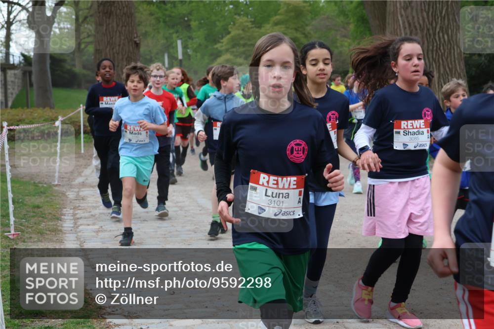 25.04.2026 - Das Zehntel Zöllner http://msf.ph/oto/9592298 25.04.2026 08:42:36 Laufen 3101, 3085 meine-sportfotos.de