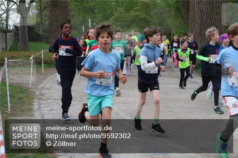25.04.2026 - Das Zehntel Zöllner http://msf.ph/oto/9592302 25.04.2026 08:42:37 Laufen 1180, 4009, 11 meine-sportfotos.de