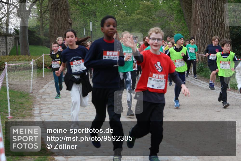 25.04.2026 - Das Zehntel Zöllner http://msf.ph/oto/9592305 25.04.2026 08:42:38 Laufen 1144, 2686 meine-sportfotos.de