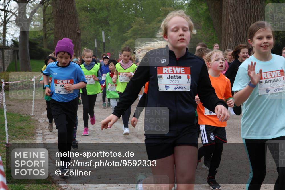 25.04.2026 - Das Zehntel Zöllner http://msf.ph/oto/9592333 25.04.2026 08:42:44 Laufen 104, 2970, 2979 meine-sportfotos.de